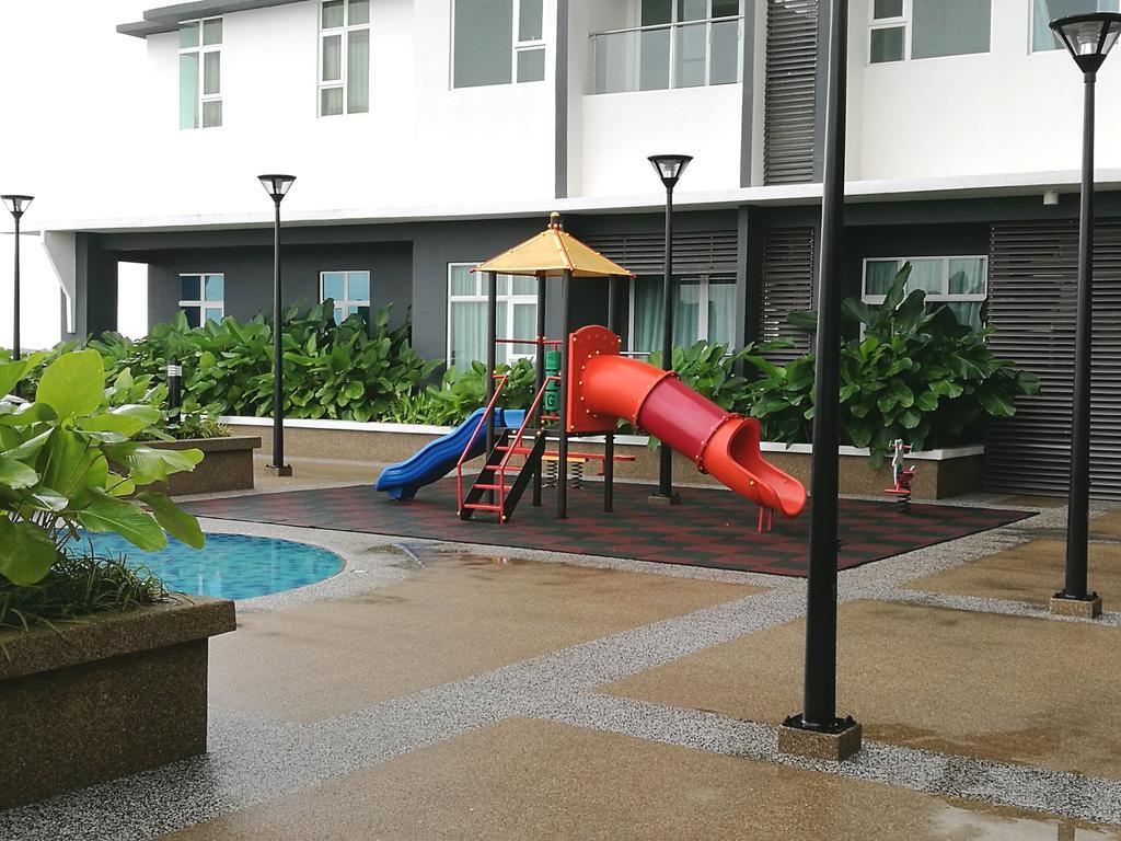 Nf Suites D'Perdana Condo كوتا بْهارو المظهر الخارجي الصورة